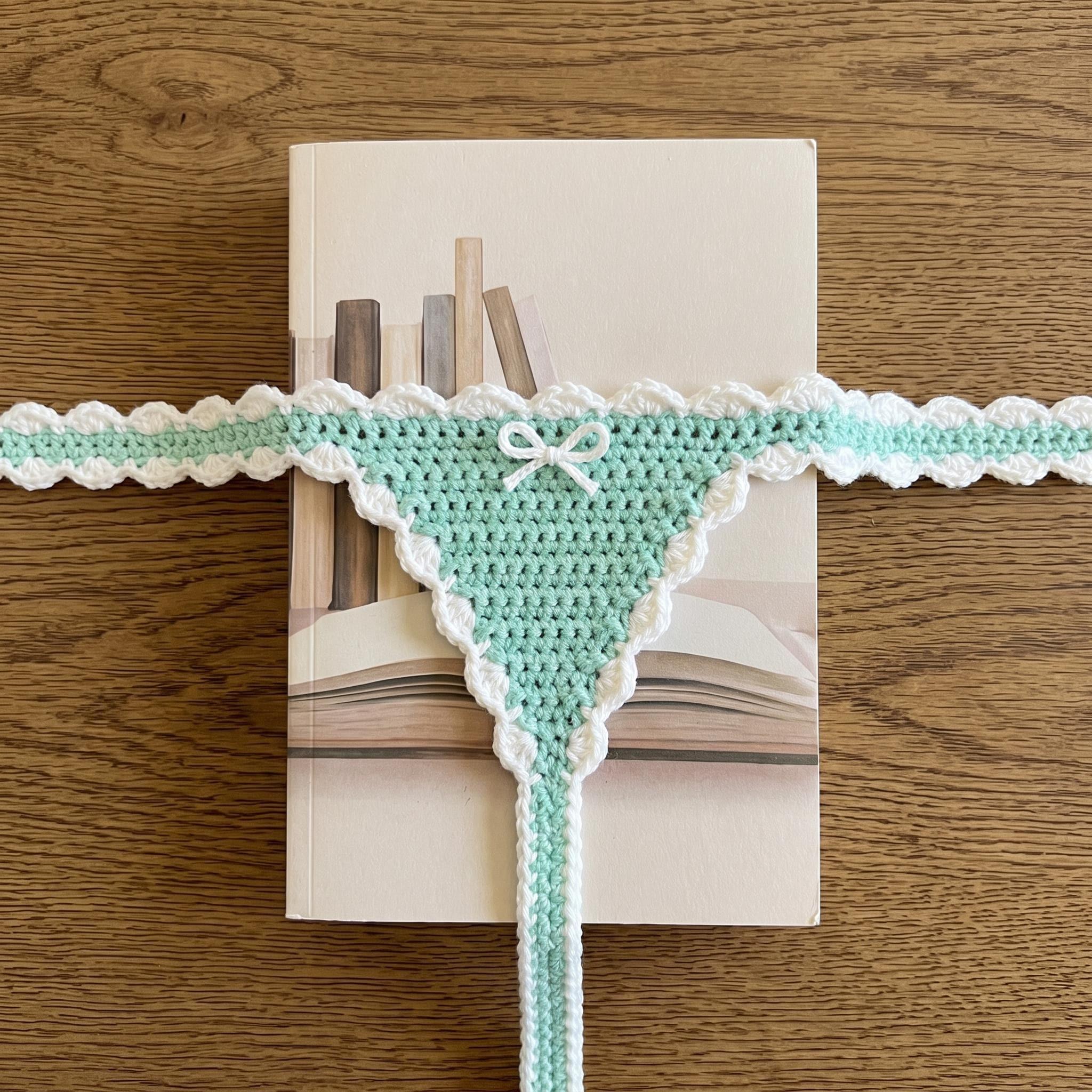 Book Thong Bookmark thumbnail 3