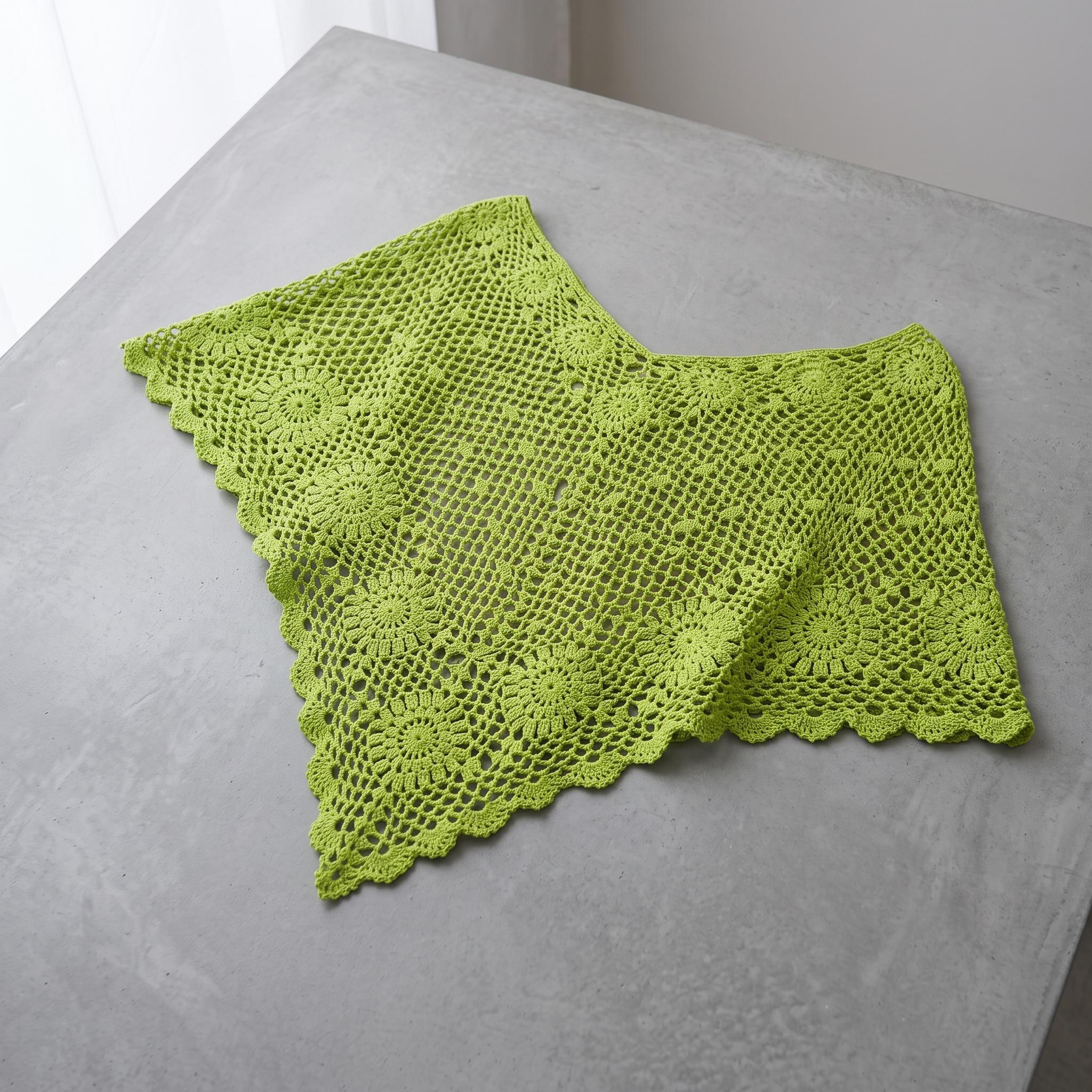 Clover Poncho thumbnail 4