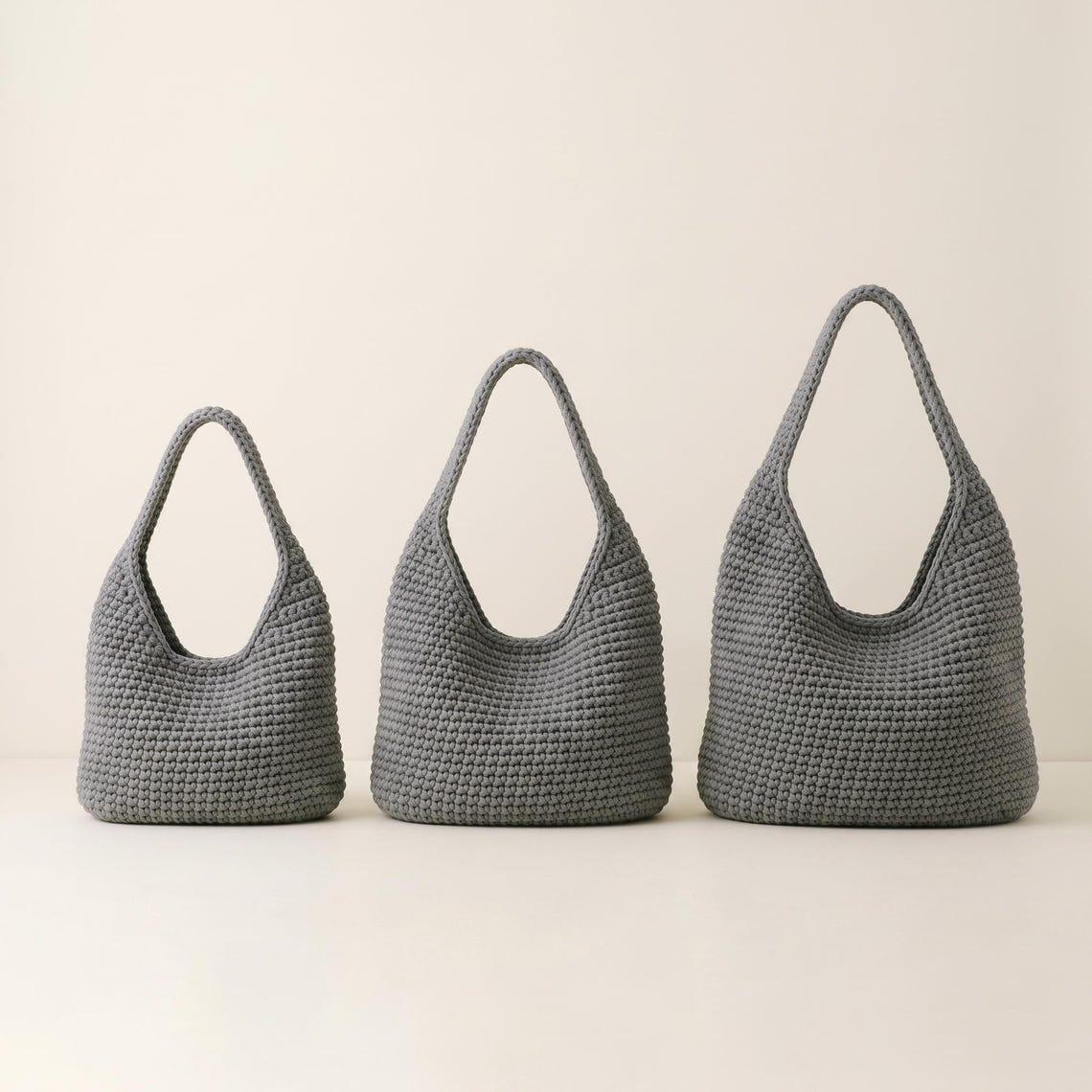 Crochet Hobo Bag — photo 1